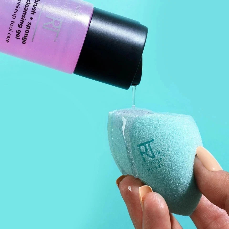 Real Techniques Makeup Brush & Sponge Cleansing Gel – Purple Tool Cleaner | Deep Clean Formula for Brushes & Sponges